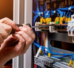 خدمات برق و تاسیسات ونک