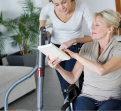 پرستار سالمند ۲۴ ساعته (تمام وقت)