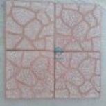 موزاییک حیاطی پلنگی زمینه قرمز – سنگ سفید مشکی