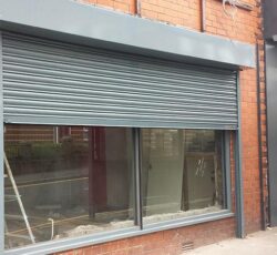 تولید کرکره برقی پارکینگ