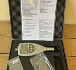 زبری سنج برند AMITTARI مدل AR-131A