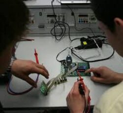 الکترونیک و جراحی برد