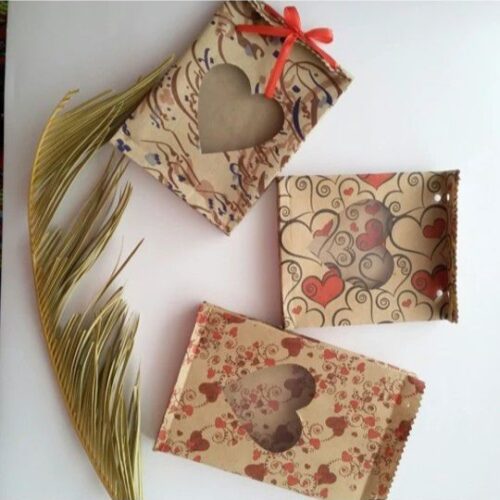 پاکت کادویی پنجره دار