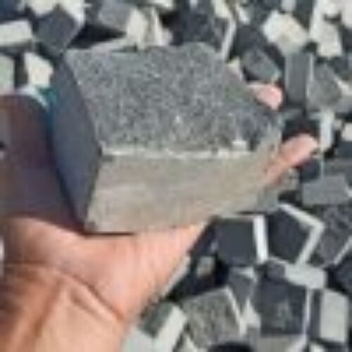 سنگ کوبیک گرانیت مشکی – کف فرشی زیبا و محکم