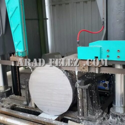 برشکاری آهن آلات با دستگاه اره نواری