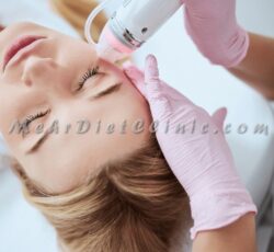 آر اف جوان ساز پوست صورت و از بین برنده خطوط