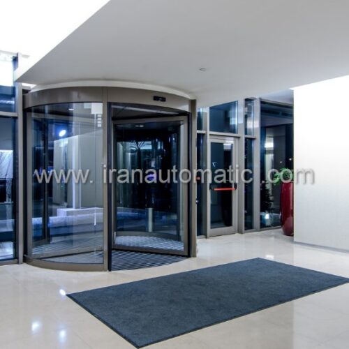 درب شیشه ای مغازه