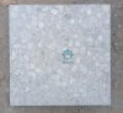 خرید موزاییک چینی نمره 5 – زمینه طوسی و سنگ سفید