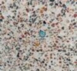 موزاییک آجیلی نمره 2 زمینه روشن و سفید و سنگ های رنگی متنوع