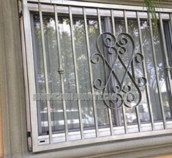 آهنگری درب آکاردئونی