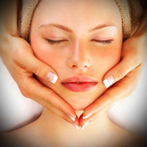 ماساز سر و صورت