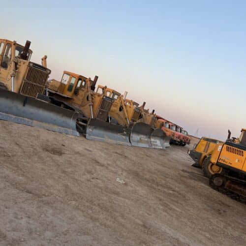 اجاره دهنده بلدوزر و بیل مکانیکی و کامیو