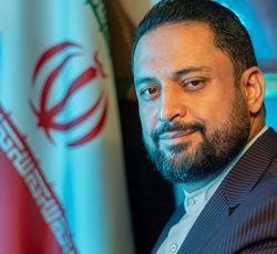 وکیل پایه یک دادگستری برترین حقوقدان کشور